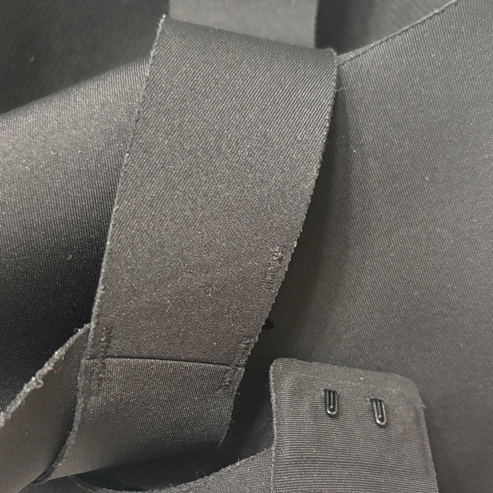 Victoria's Secret Black Sports Bra - Picture 11 of 11